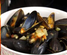 Steamed Mussels with Champagne and Boursin Cheese